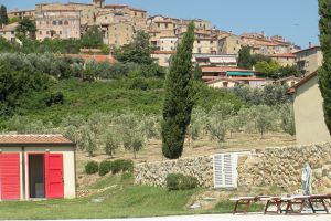 Blick vom Agriturismo nach Casale Marittimo