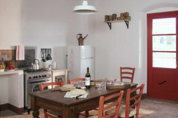 Wohnküche im großen Apartment im OG