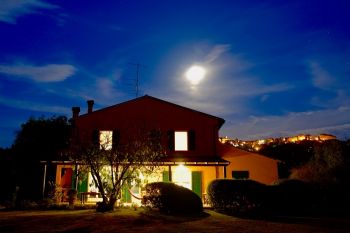 Abendstimmung mit Blick auf Castagneto Carducci
