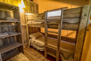 Schlafzimmer mit Etagenbett